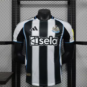 Newcastle United 1ª equipación 25/26