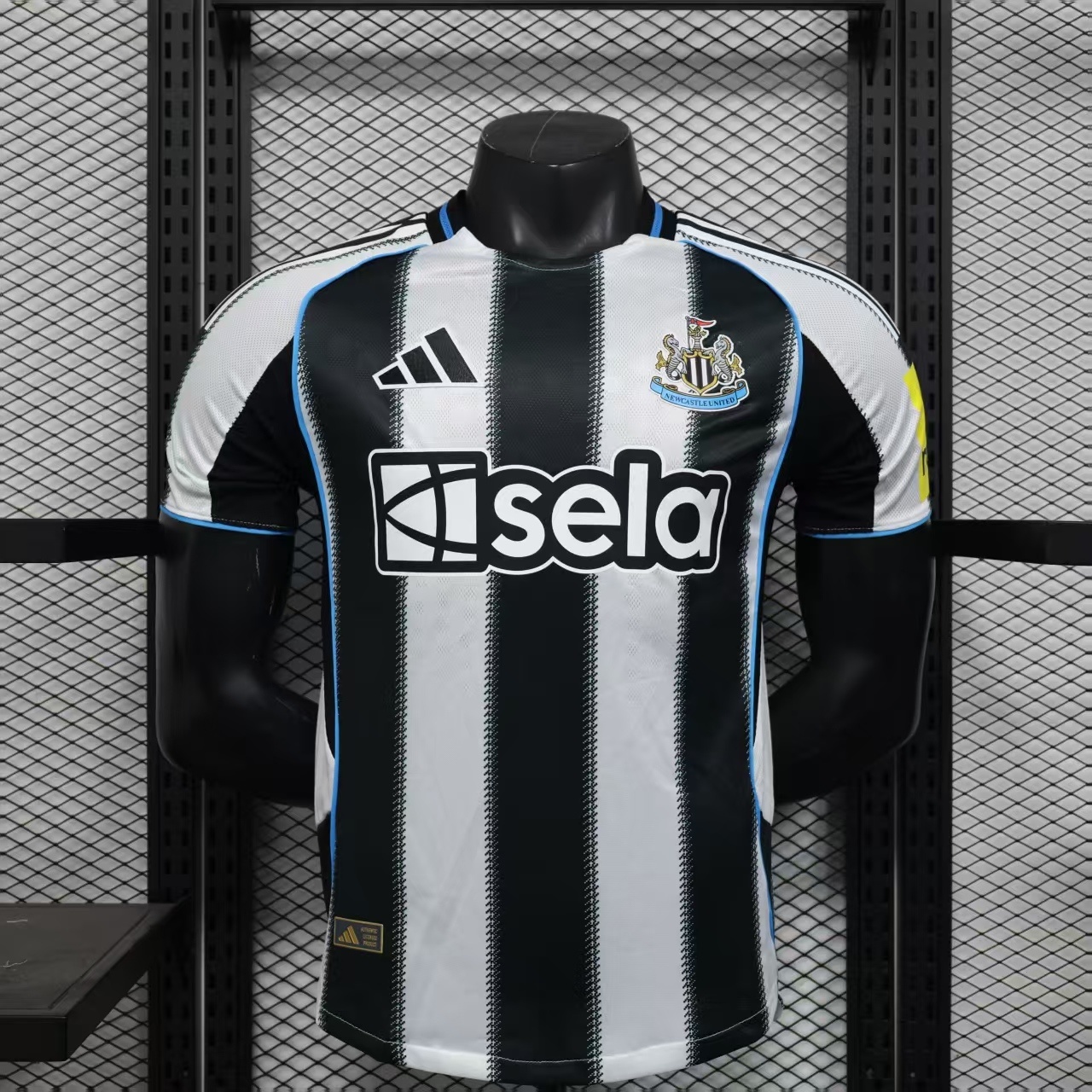 Newcastle United 1ª equipación 25/26