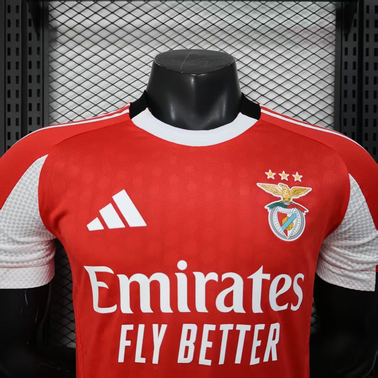 Benfica 1ª equipación 25/26 - Imagen 10