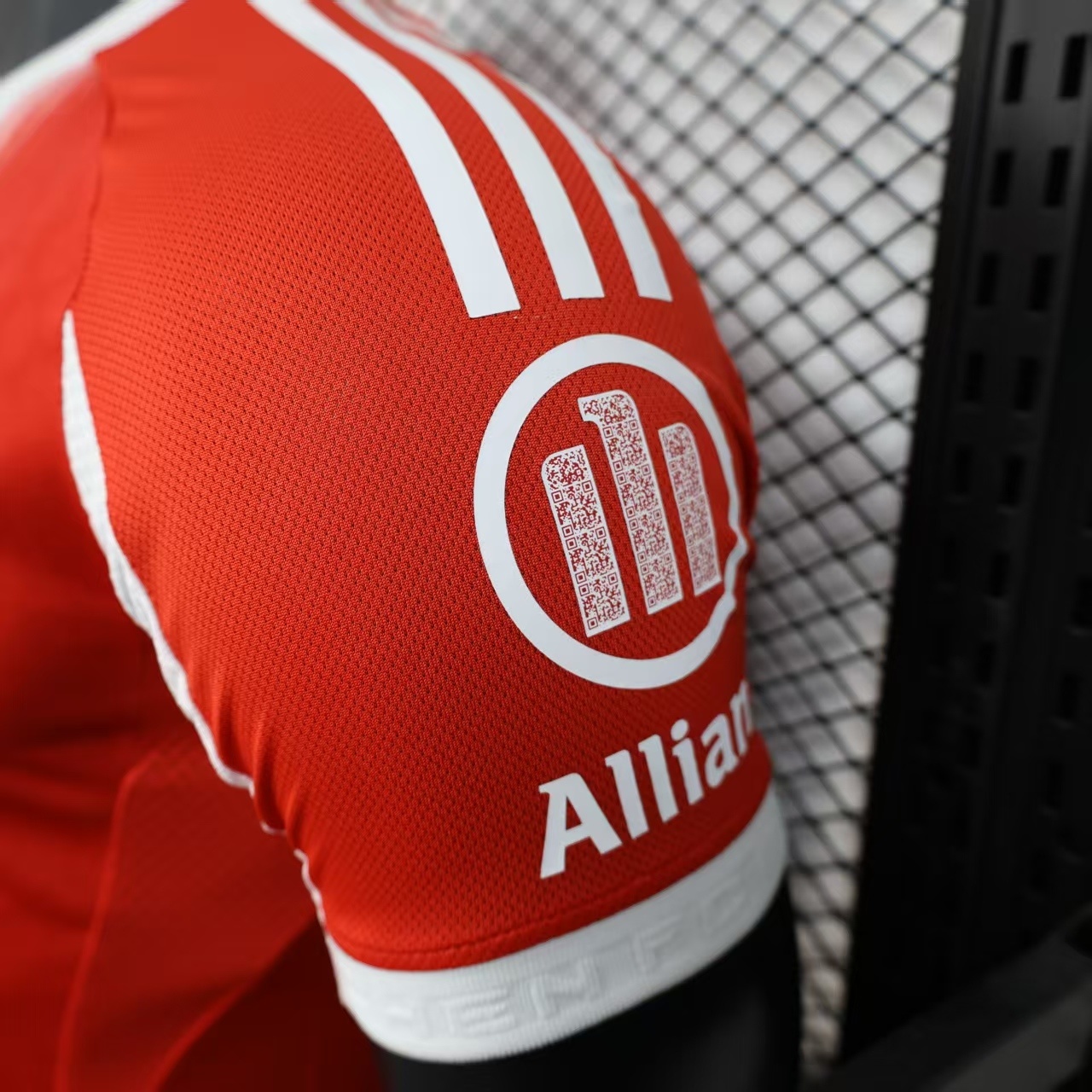 FC Bayern München 1ª equipación 25/26 - Imagen 11