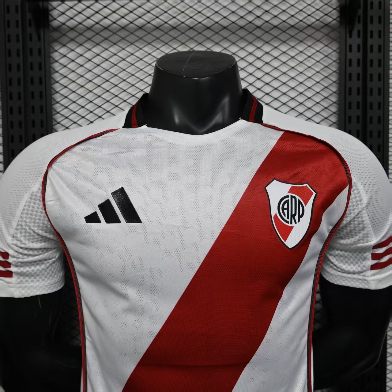 River Plate 1ª equipación 25/26 - Imagen 11