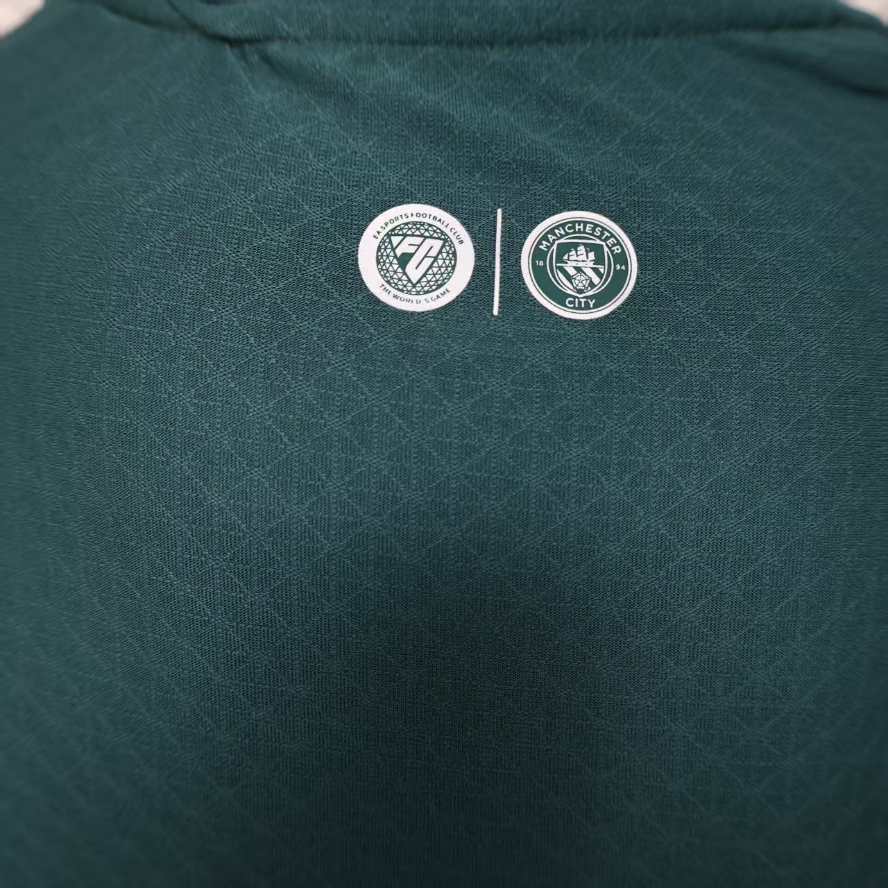 Manchester City 4ª equipación 25/26 - Imagen 2