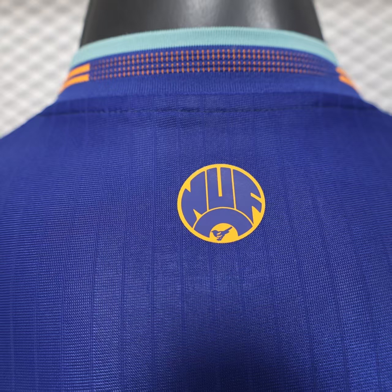 Newcastle United 3ª equipación 25/26 - Imagen 2