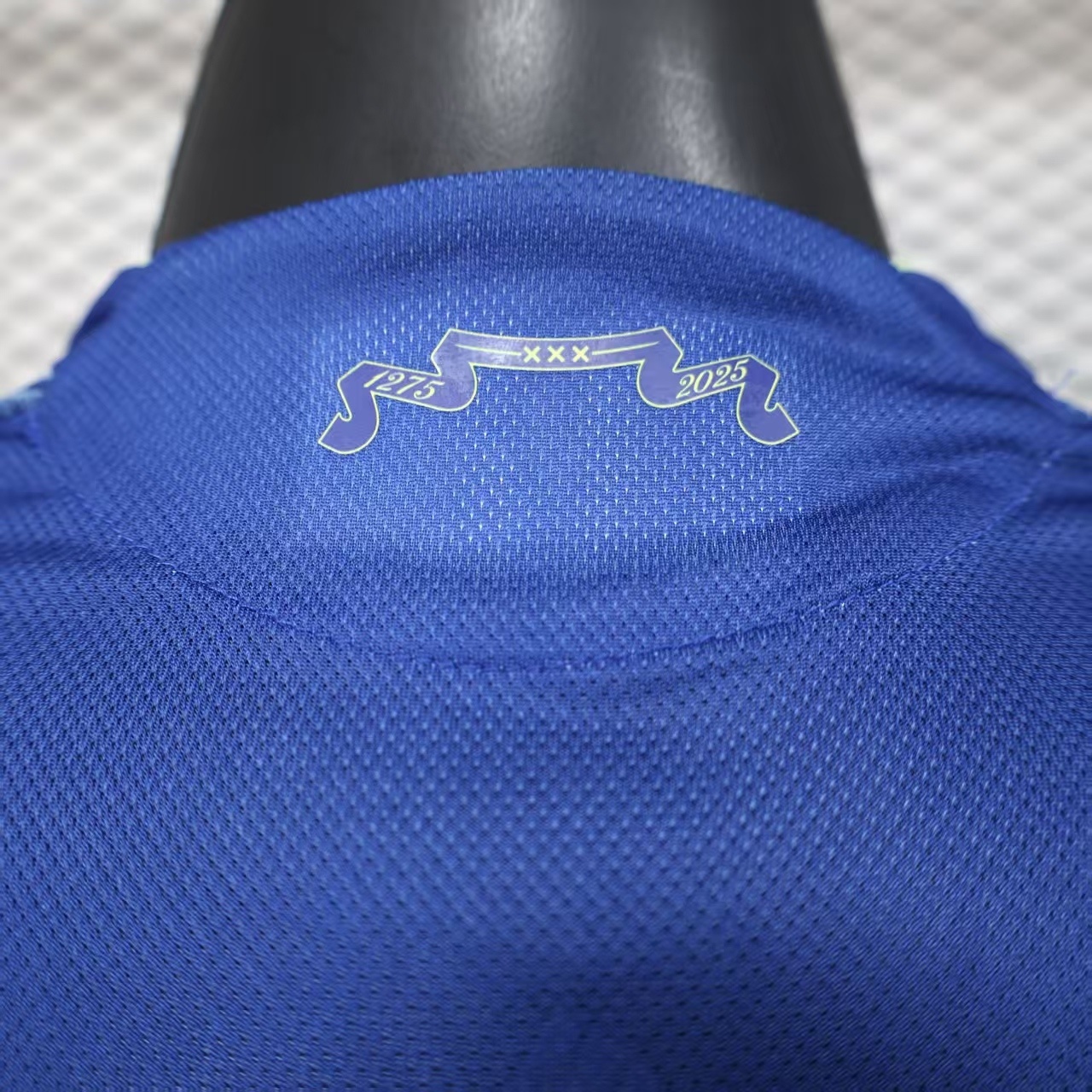 Ajax 2ª equipación 25/26 - Imagen 3