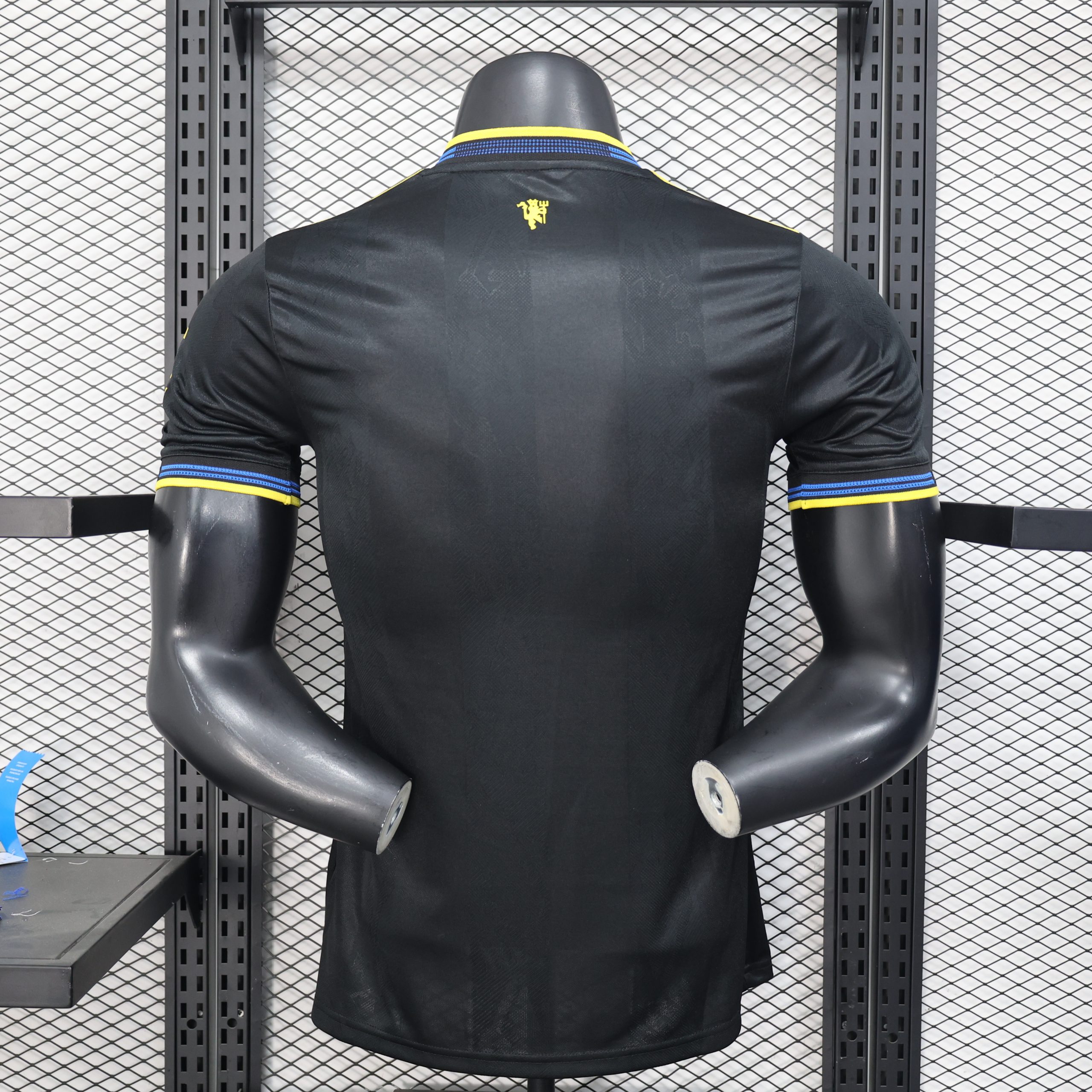 Manchester United 3ª equipación 25/26 - Imagen 3