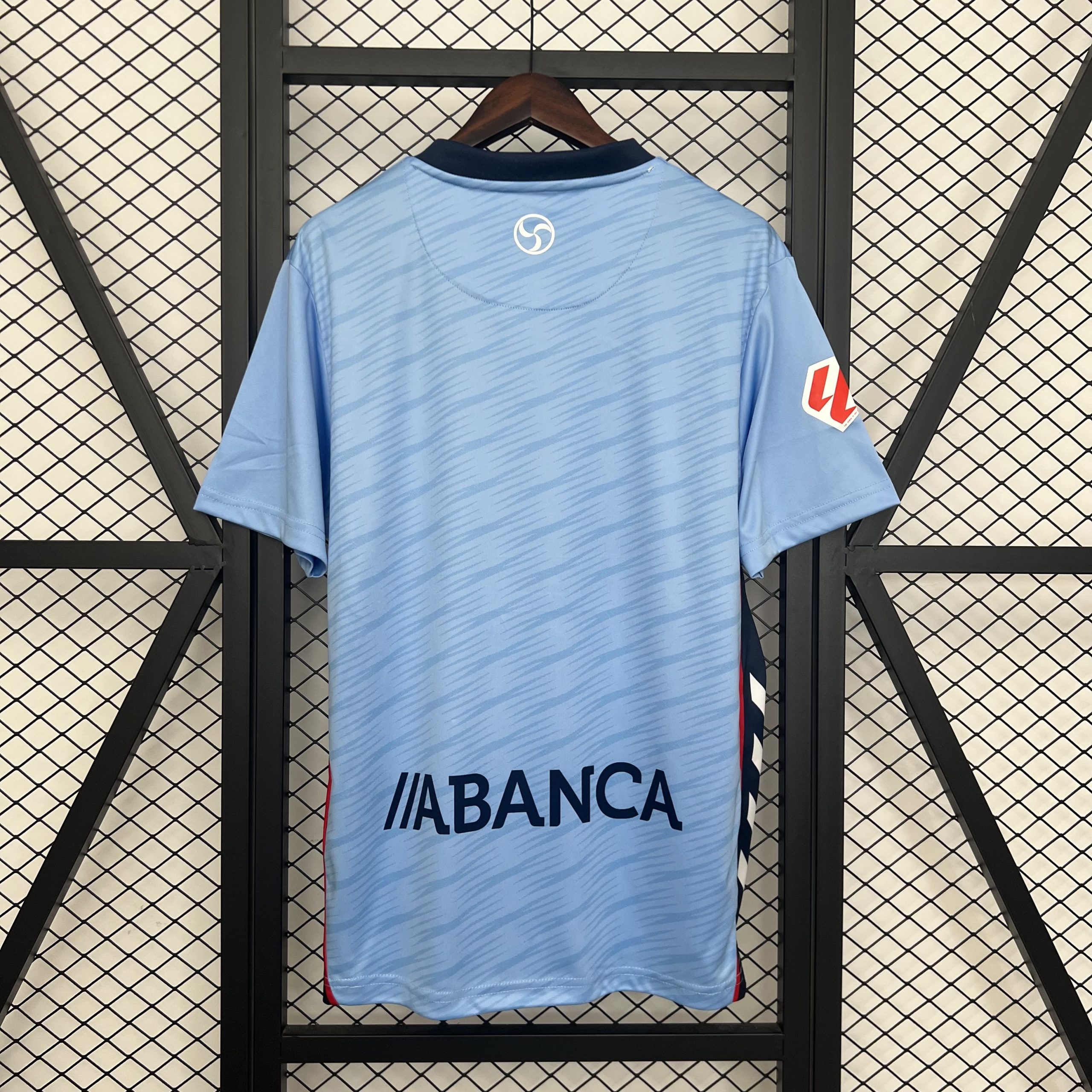 Celta de Vigo 1ª equipación 25/26 - Imagen 3