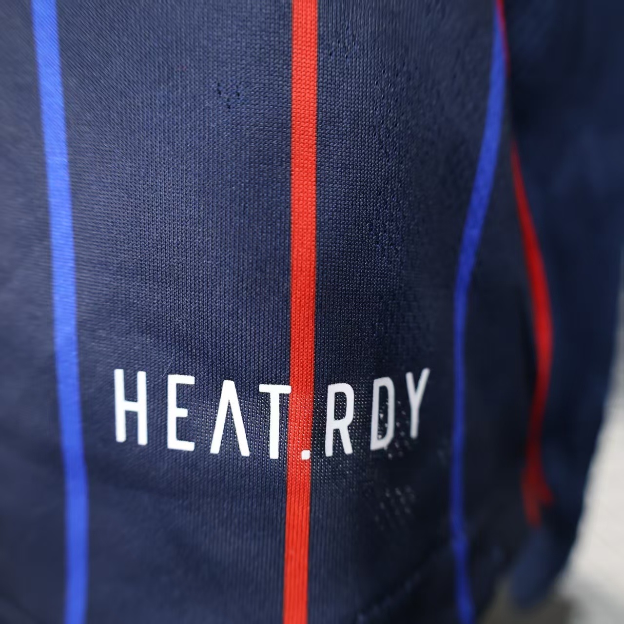 O. Lyon 2ª equipación 25/26 - Imagen 5