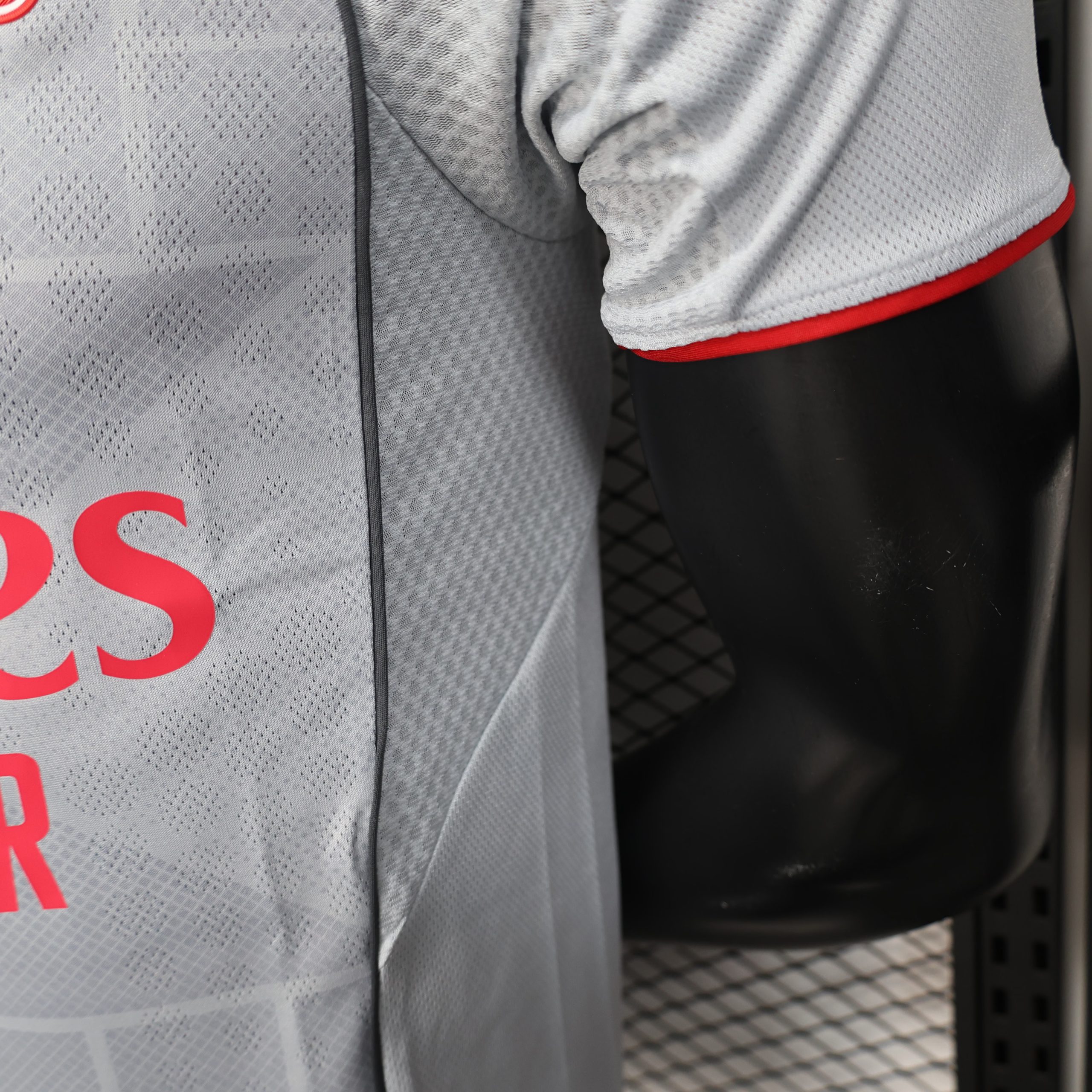 O. Lyon 3ª equipación 25/26 - Imagen 4