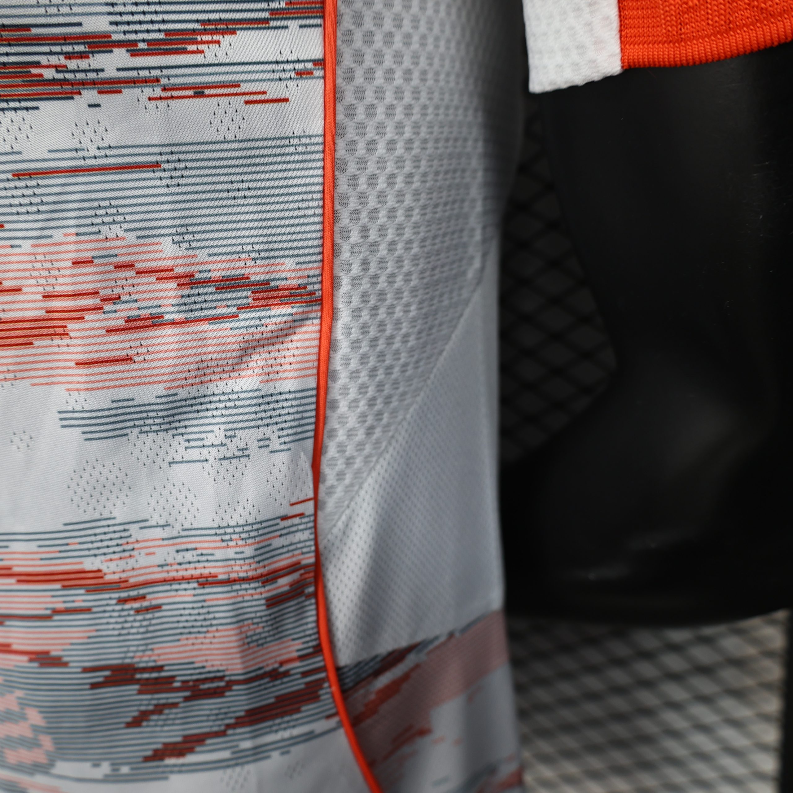 FC Bayern Múnich 2ª equipación 25/26 - Imagen 4