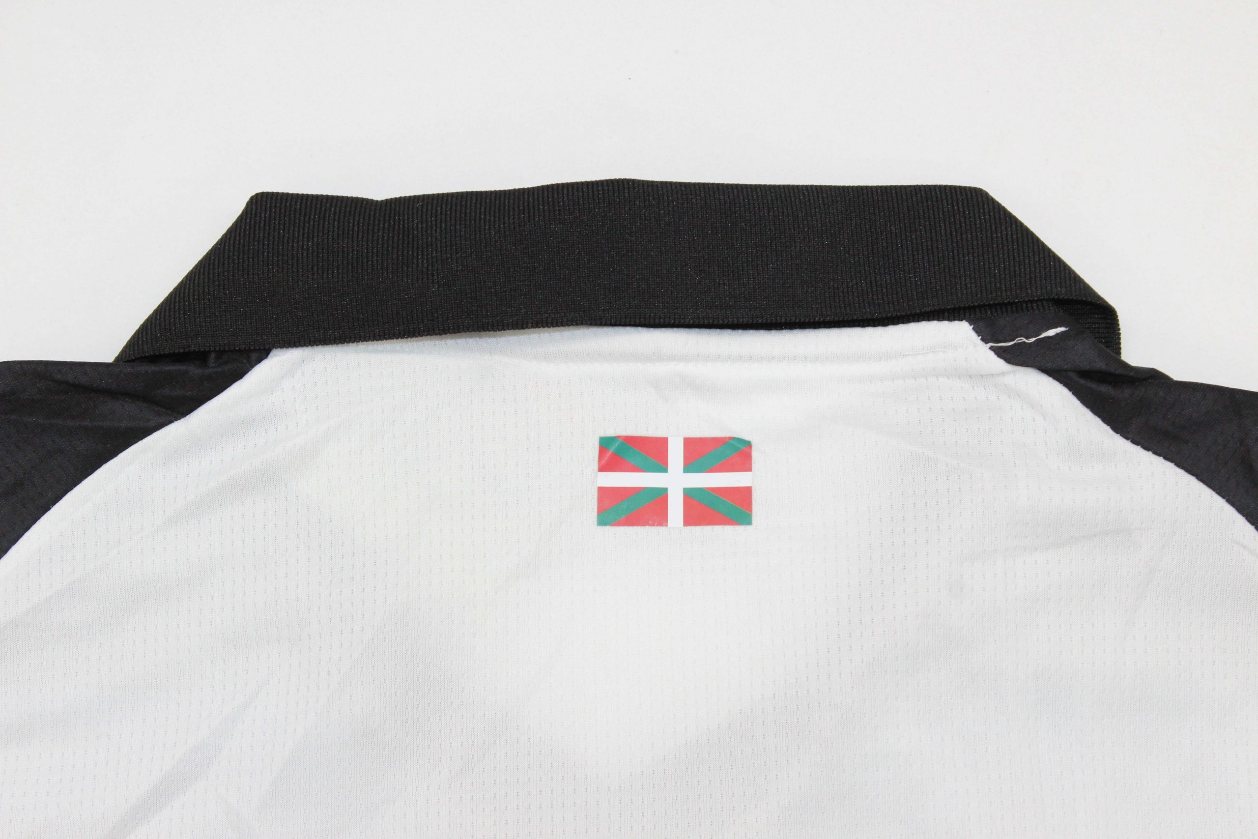 Alavés 2ª equipación 25/26 - Imagen 3