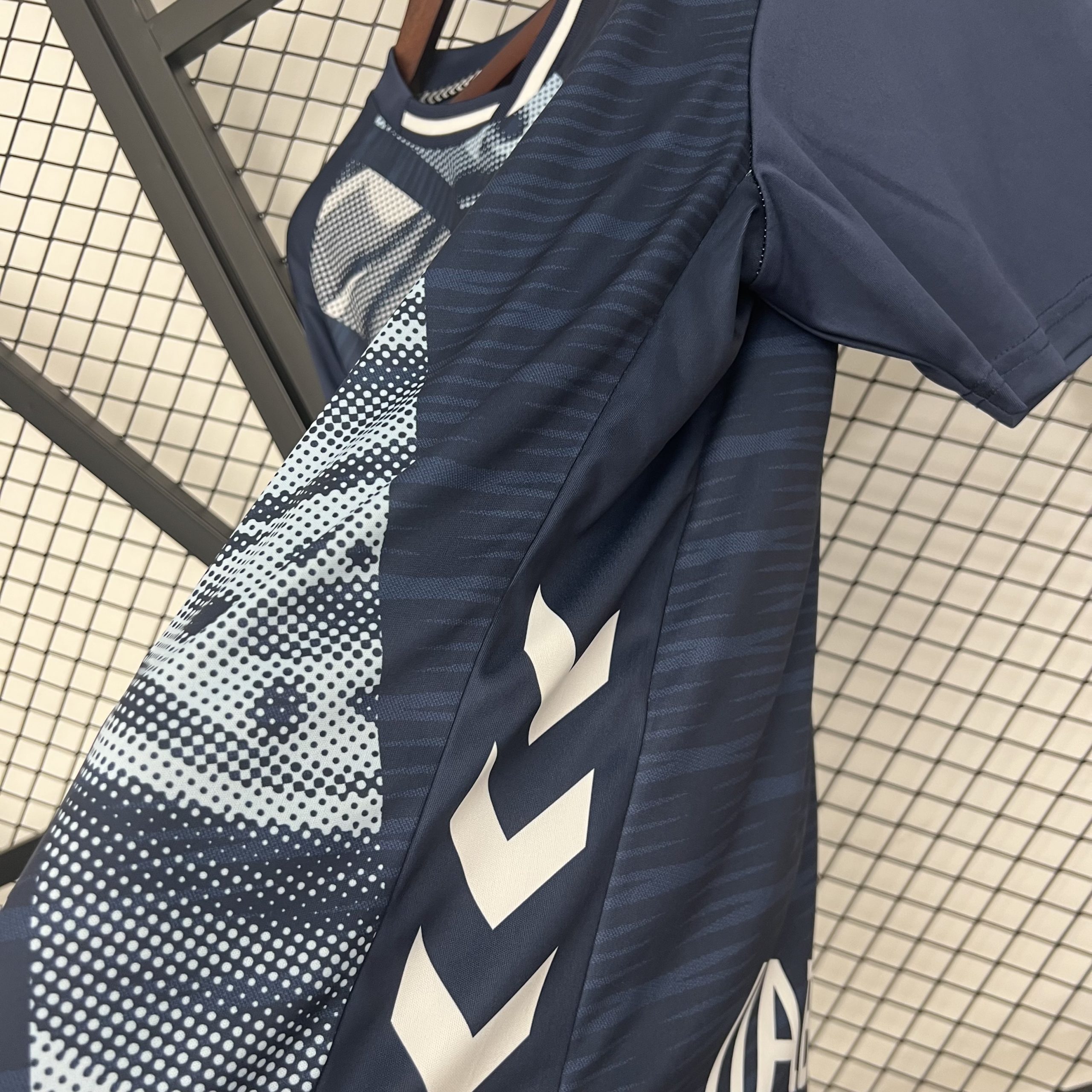 Celta de Vigo 2ª equipación 25/26 - Imagen 4