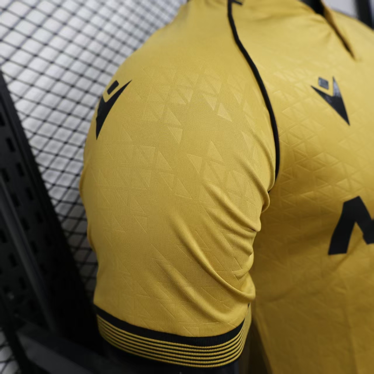 Crystal Palace 3ª equipación 25/26 - Imagen 5