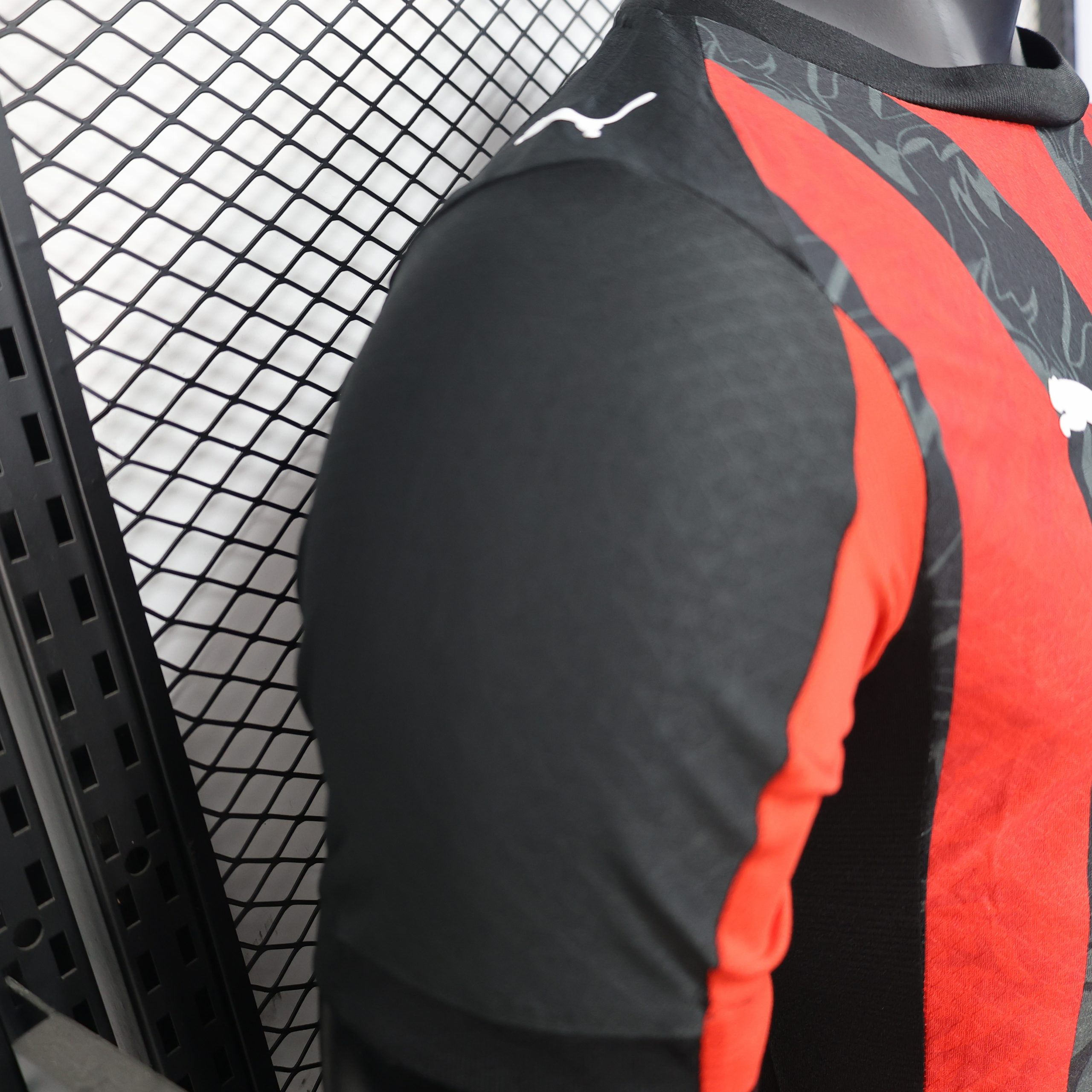 AC Milan 1ª equipación 25/26 - Imagen 6