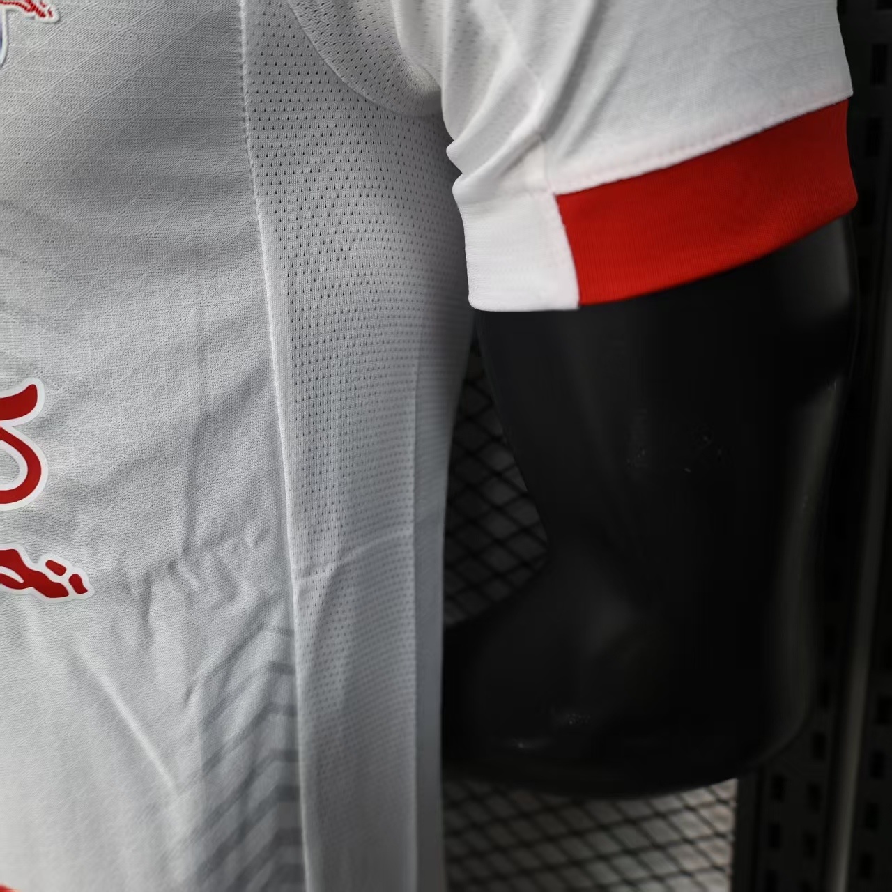 RB Leipzig 1ª equipación 25/26 - Imagen 6