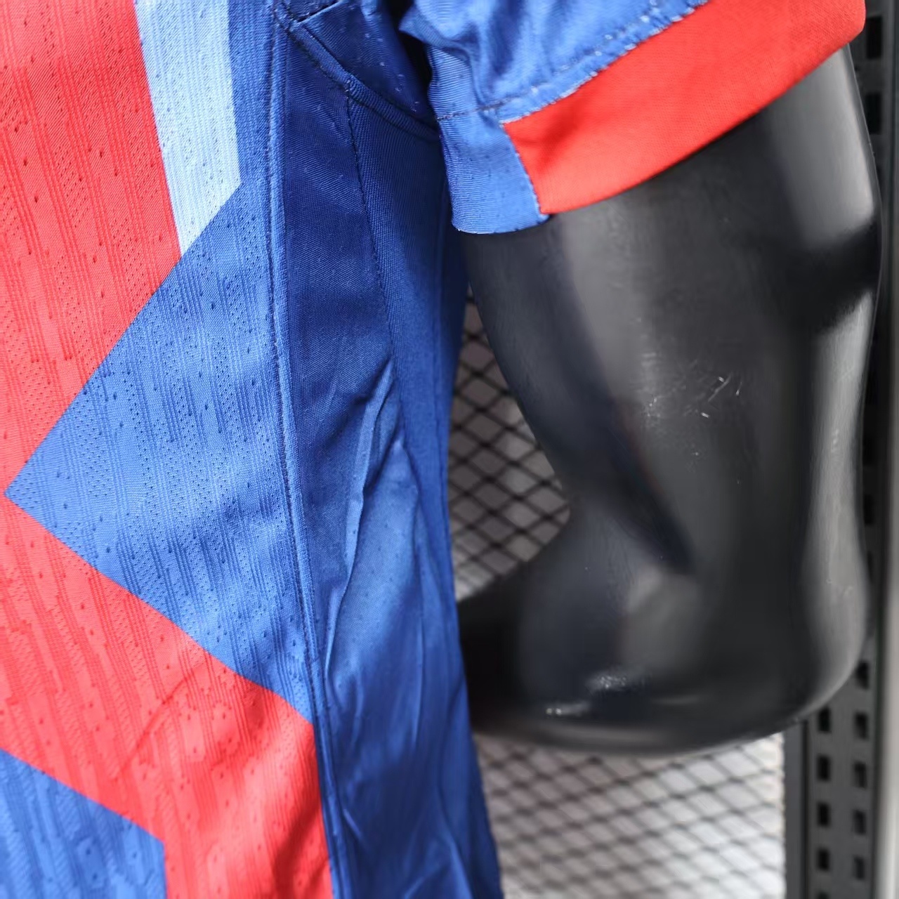 FC Barcelona 4ª equipación 25/26 - Imagen 7