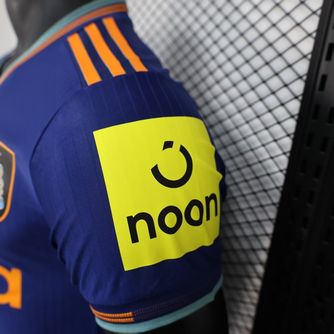 Newcastle United 3ª equipación 25/26 - Imagen 7