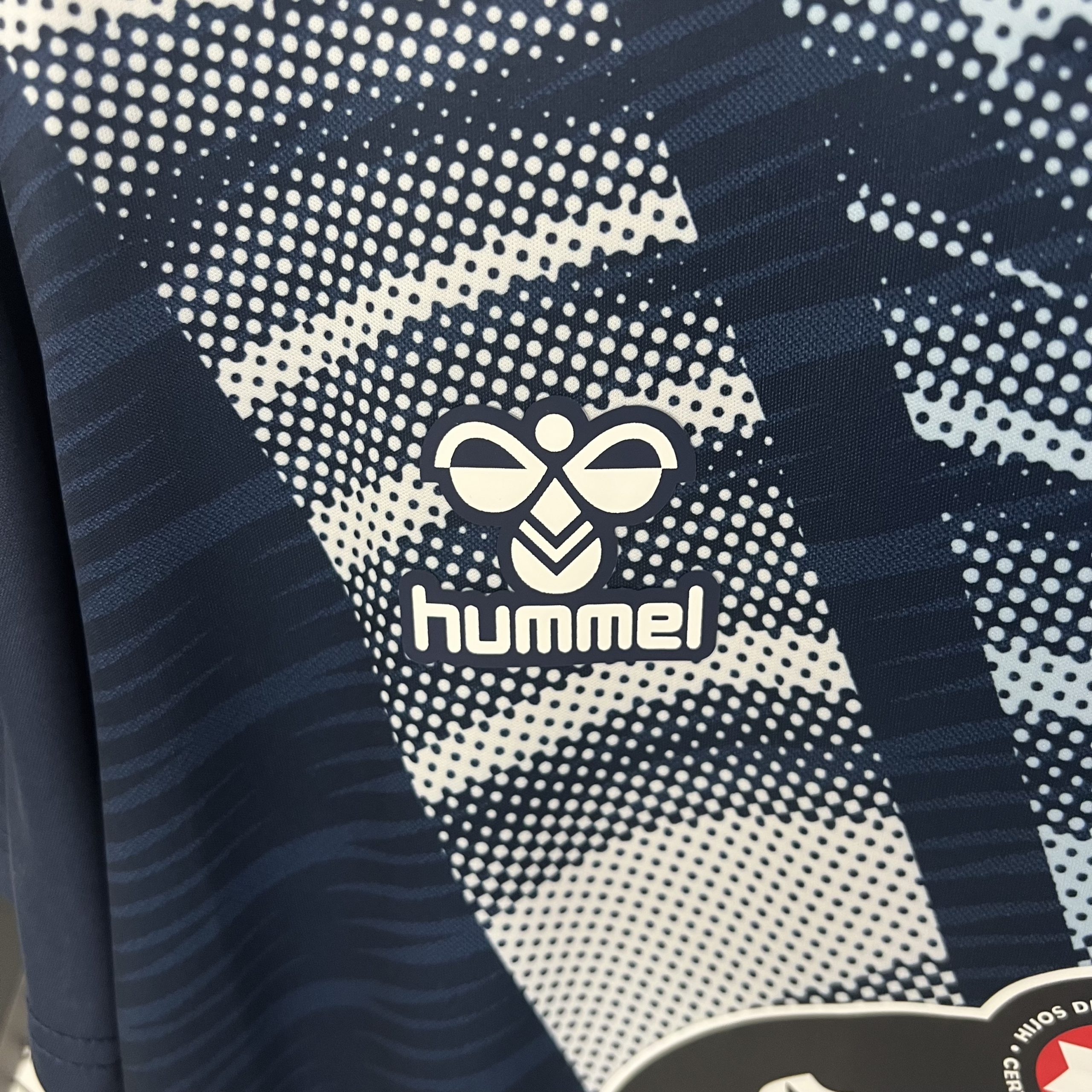 Celta de Vigo 2ª equipación 25/26 - Imagen 8