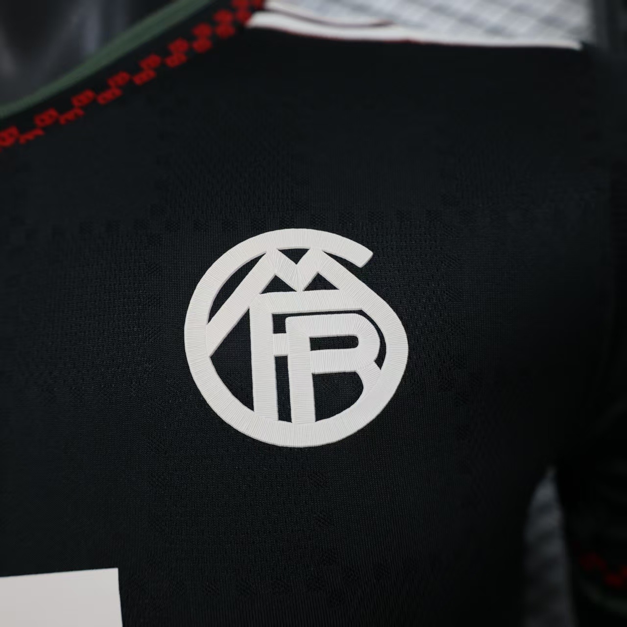 FC Bayern München 3ª equipación 25/26 - Imagen 8