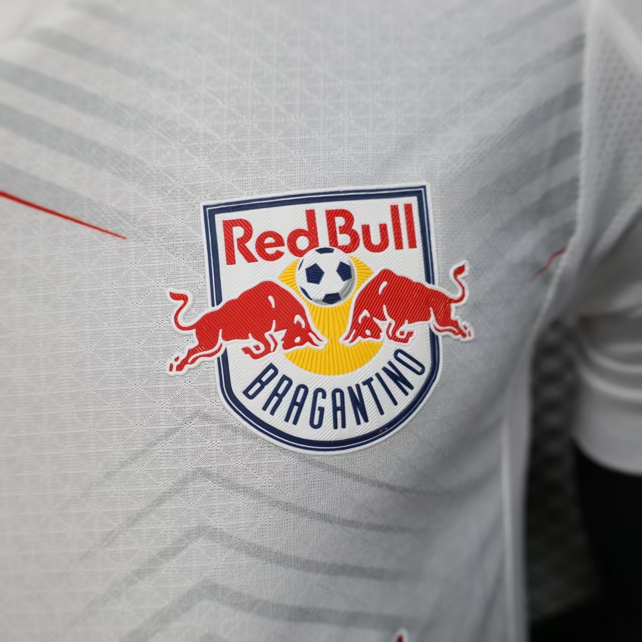 RB Leipzig 1ª equipación 25/26 - Imagen 8