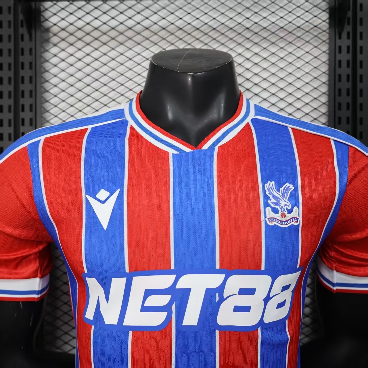 Crystal Palace 1ª equipación 25/26 - Imagen 9