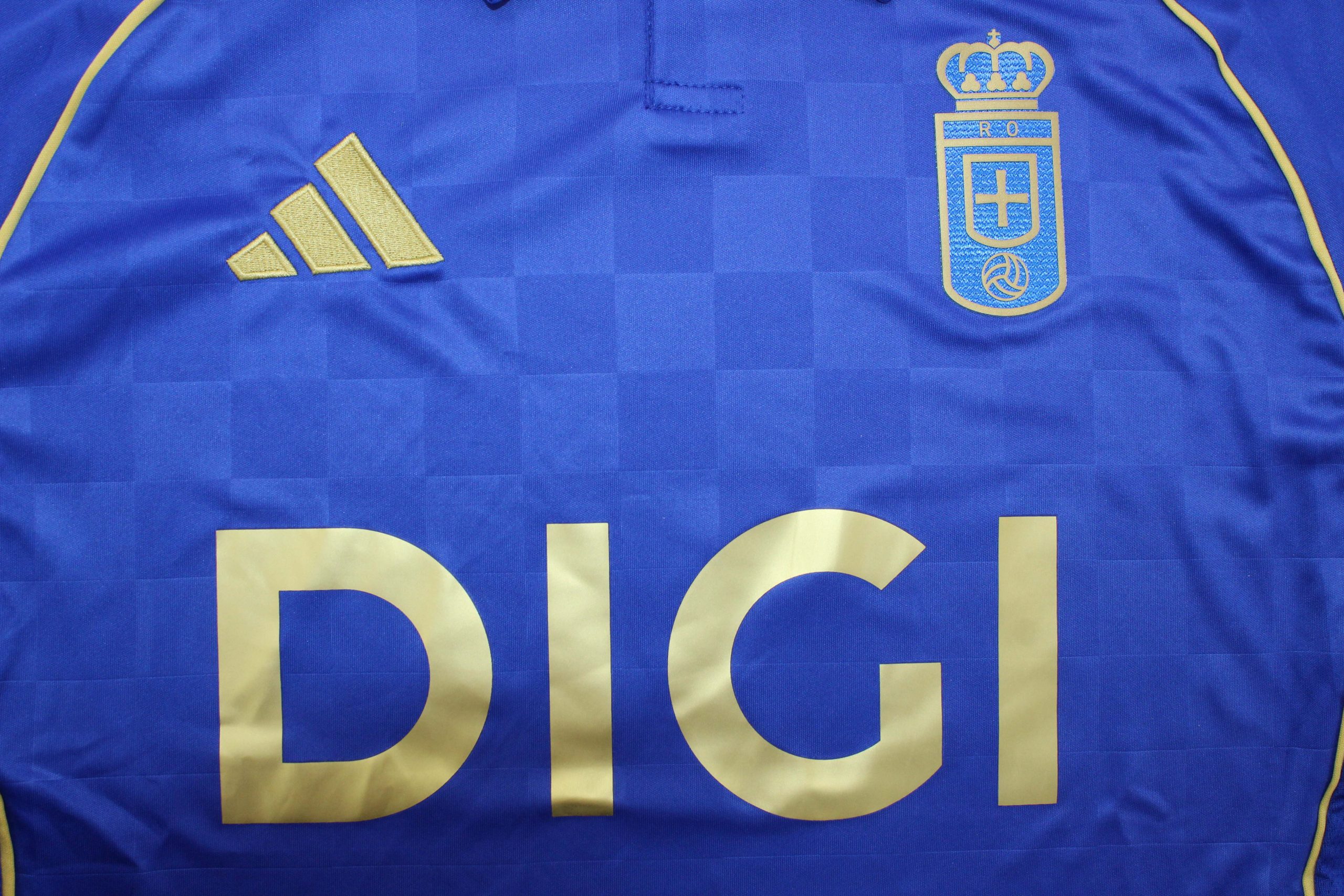 Real Oviedo 1ª equipación - Imagen 10
