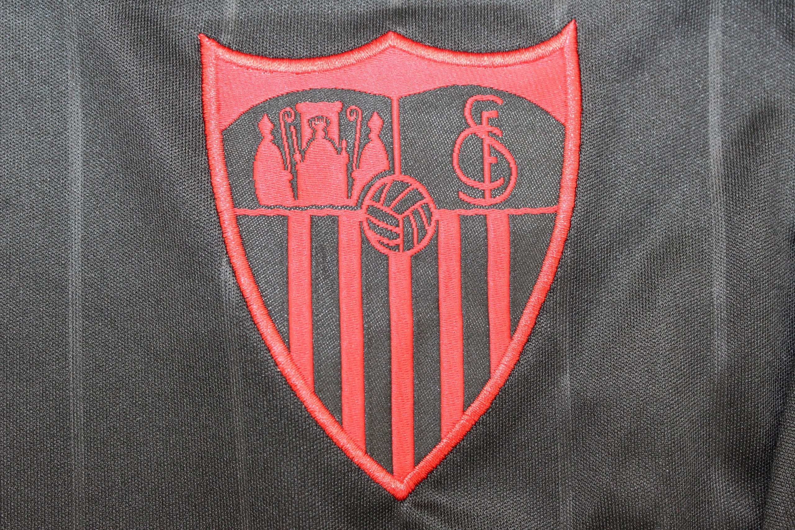Sevilla FC 3ª equipación 25/26 - Imagen 10