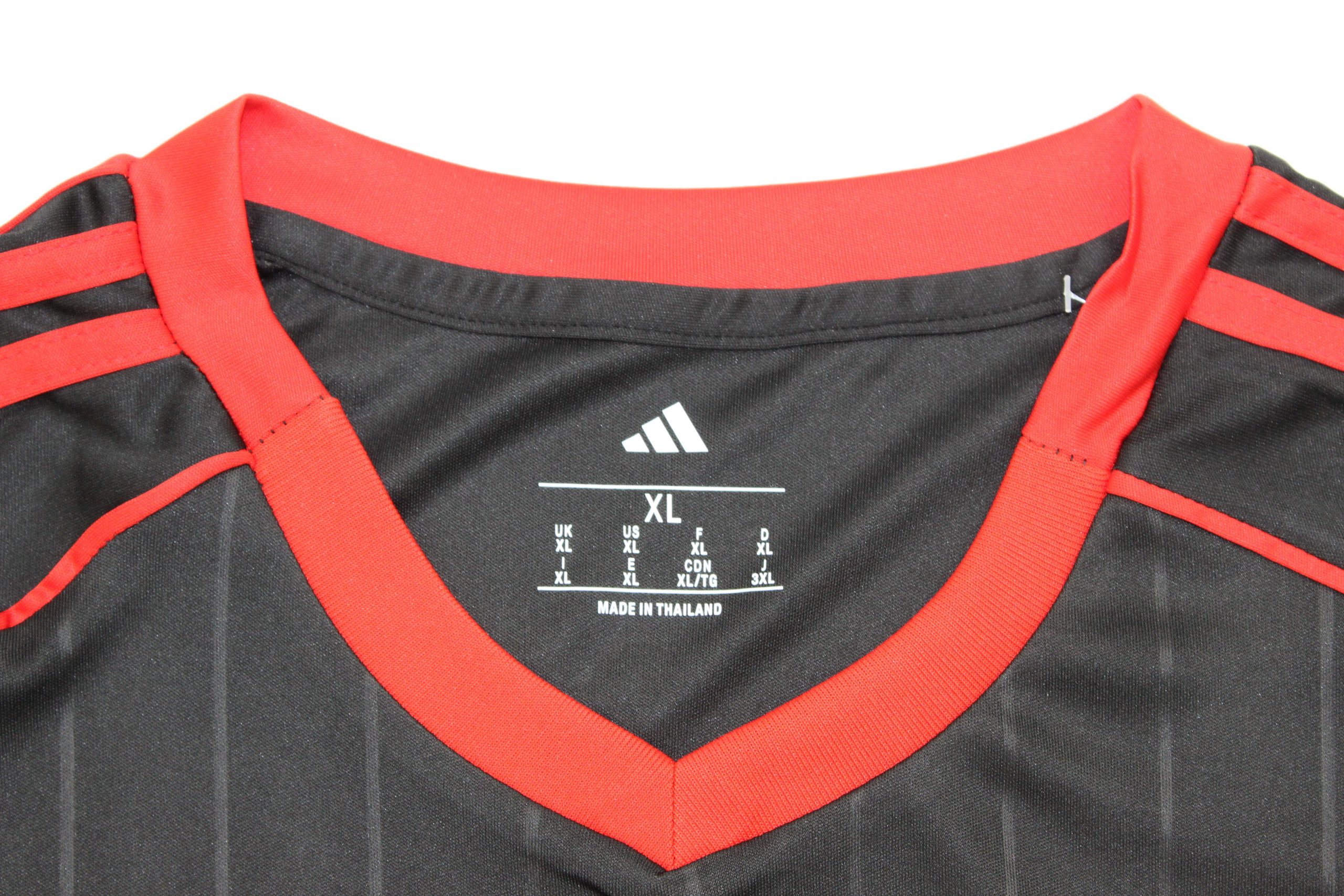 Sevilla FC 3ª equipación 25/26 - Imagen 13