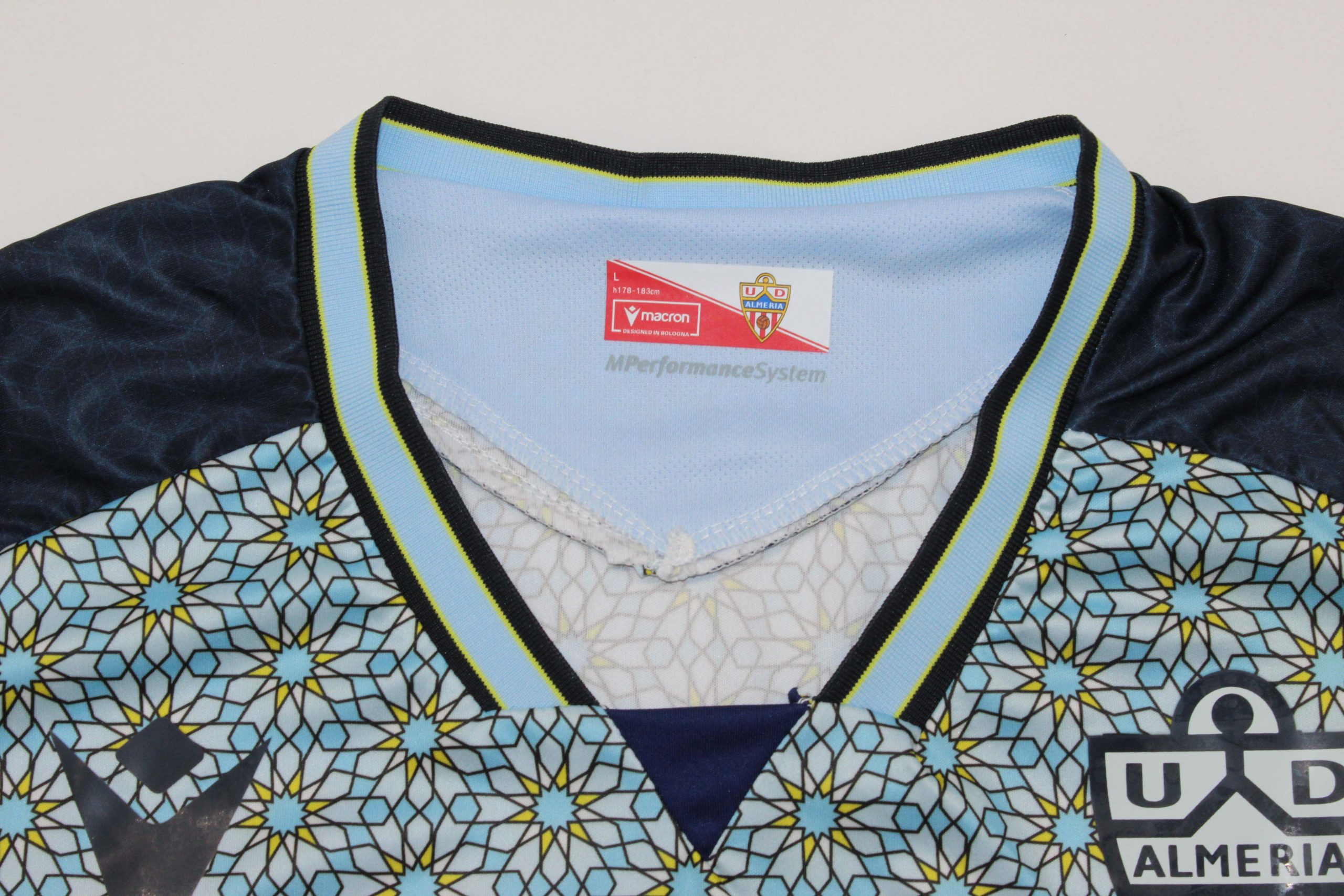 UD Almería 2ª equipación 25/26 - Imagen 3