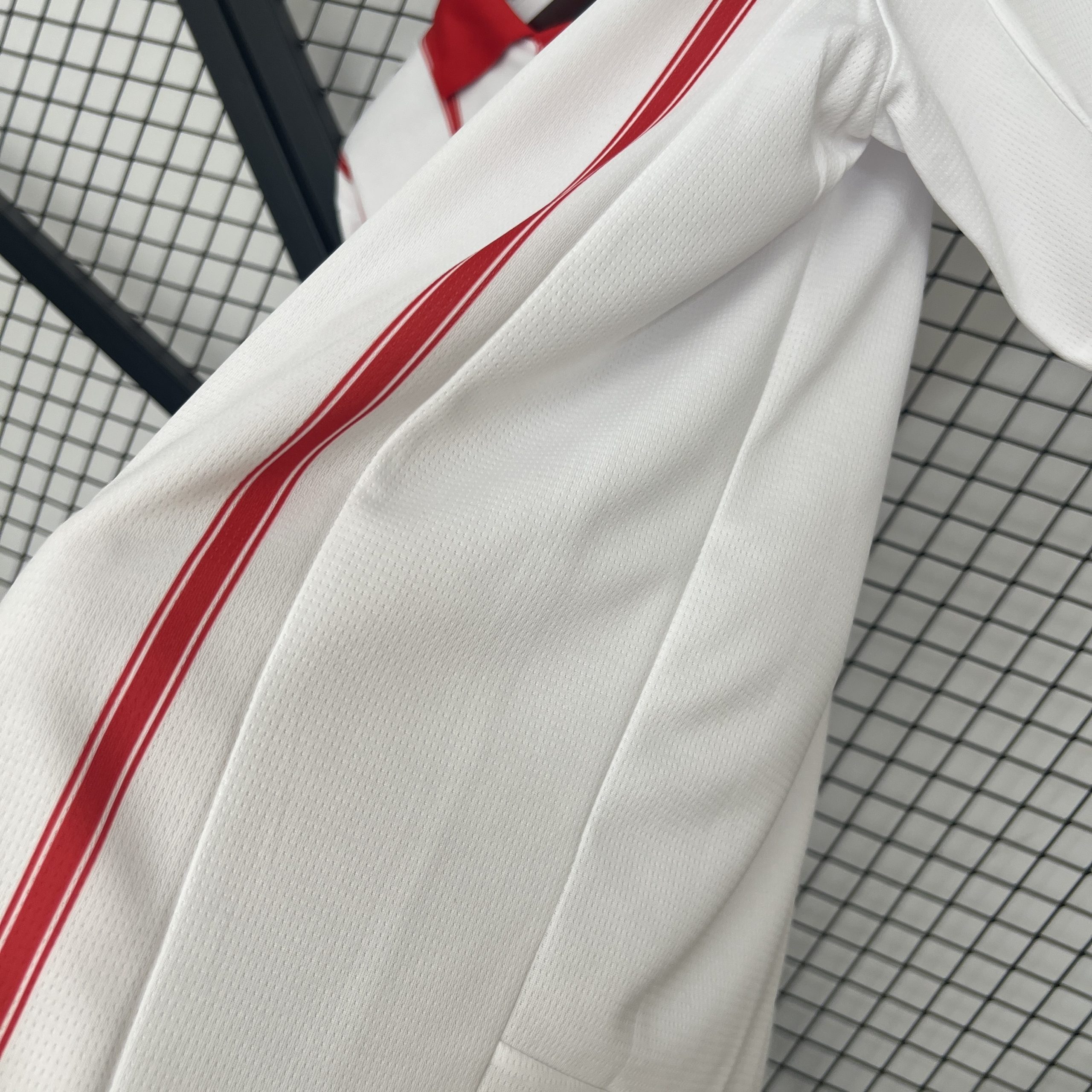 Girona 1ª equipación 25/26 - Imagen 4