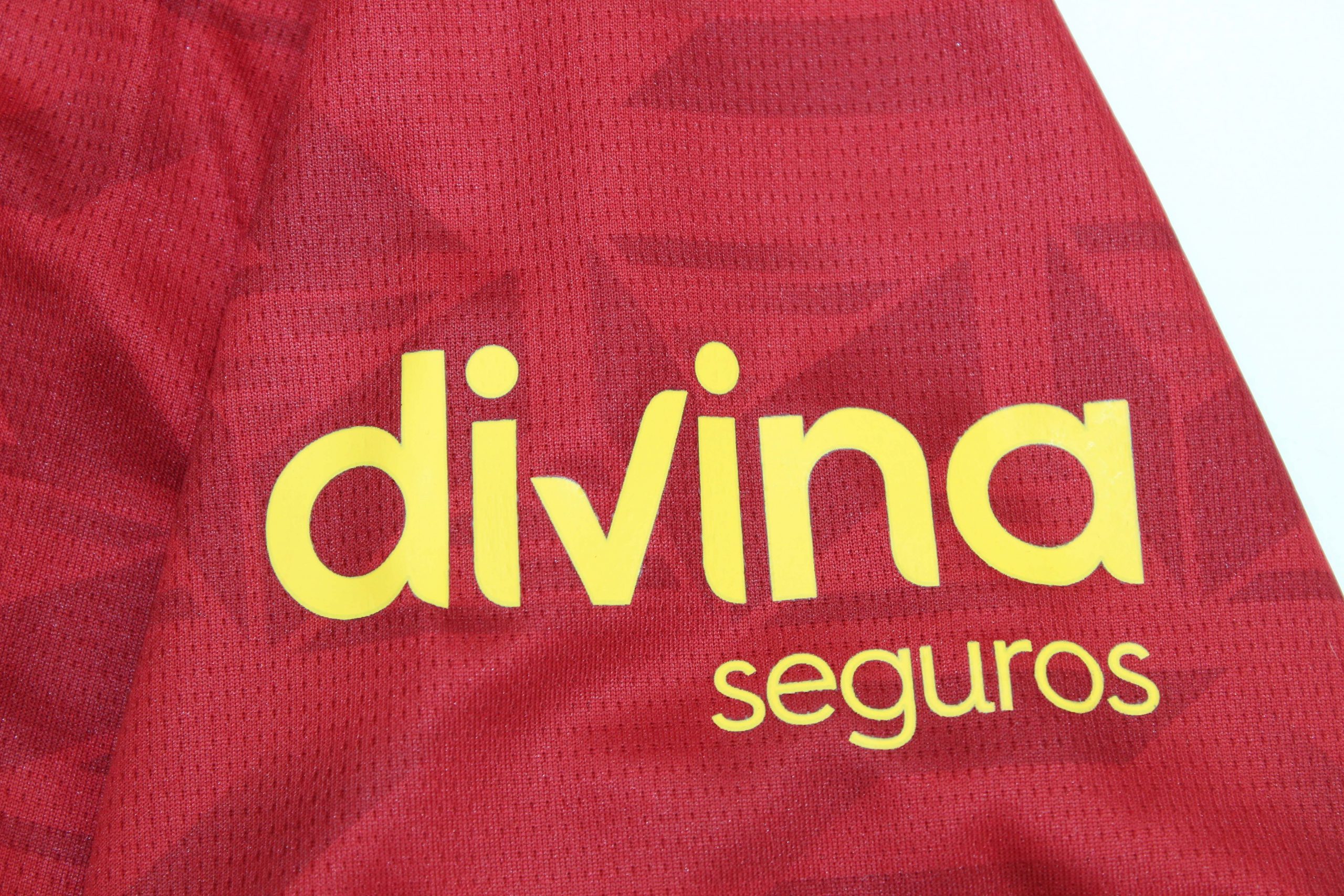 Valencia FC 2ª equipación 25/26 - Imagen 6