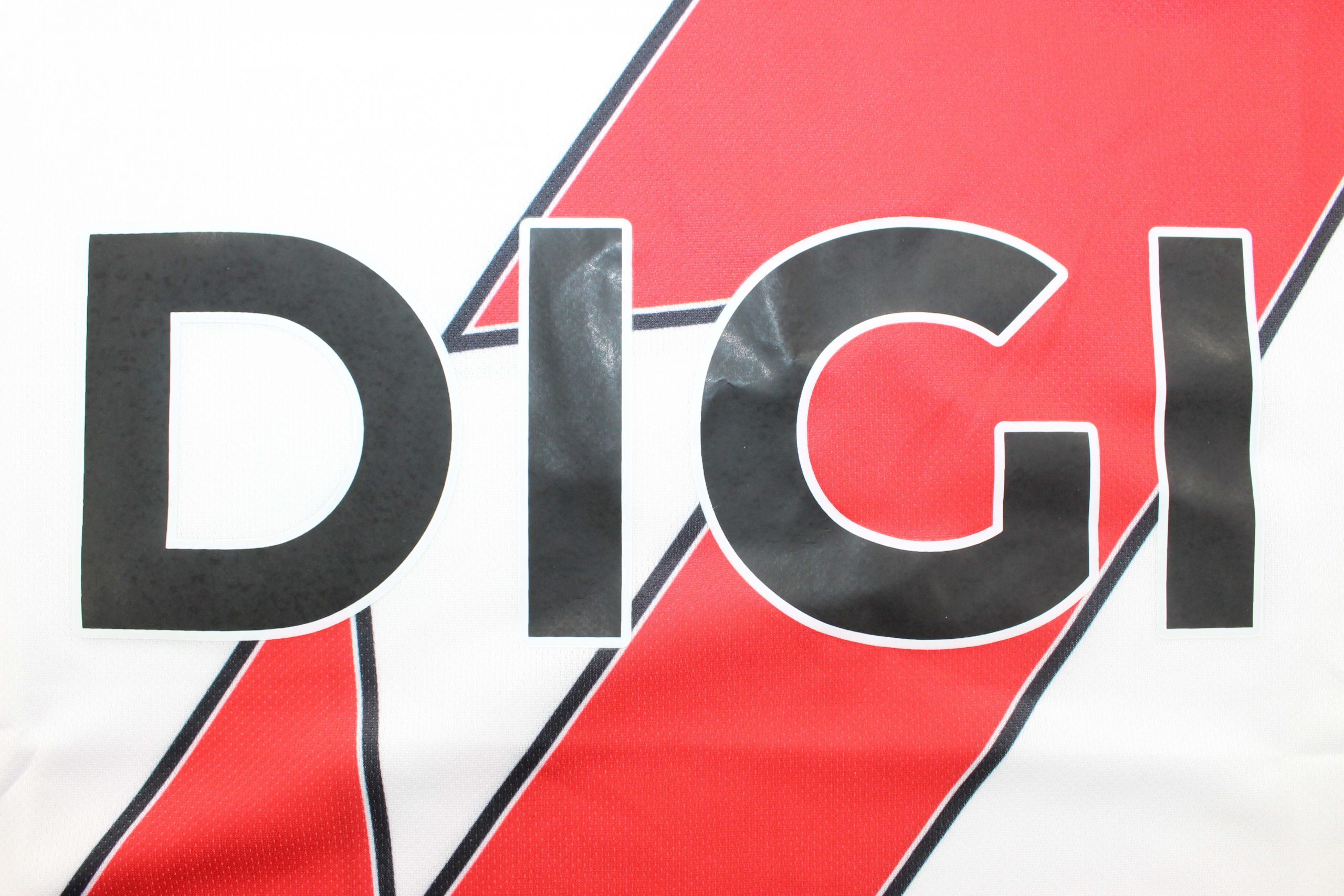 Rayo Vallecano 1ª equipación 25/26 - Imagen 7